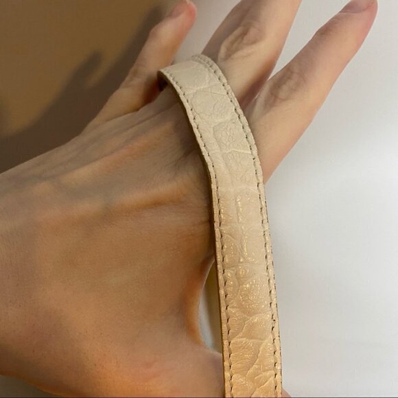 Brahmin Vintage Croc Embossed White Leather Shoulder Bag - Picture 4 of 7